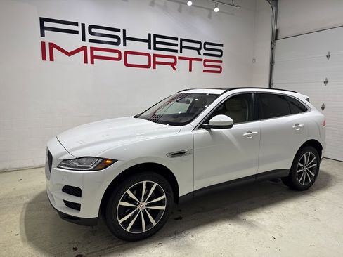 Used 2018 Jaguar F-PACE Prestige image 8
