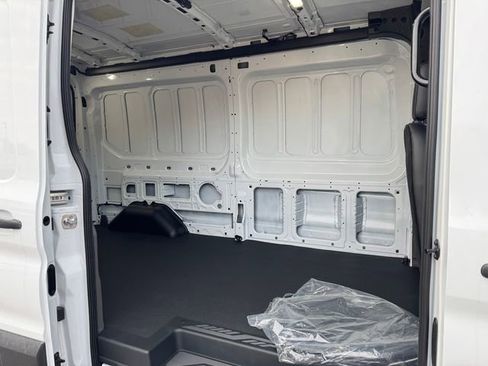 New 2026 Ford Transit 250 148 Medium Roof Extended AWD image 10