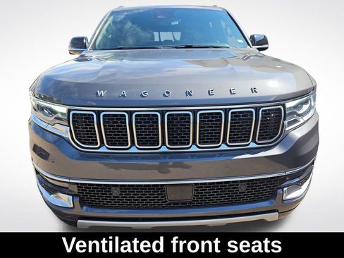 Used 2024 Jeep Wagoneer Series II w/ Flexible Seating Group AWD/4WD image 9