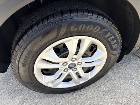 Used 2020 Ford Escape S FWD image 6