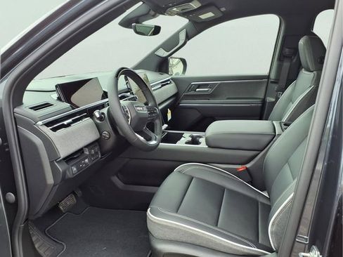 New 2026 GMC Sierra EV Elevation w/ Premium Package image 18