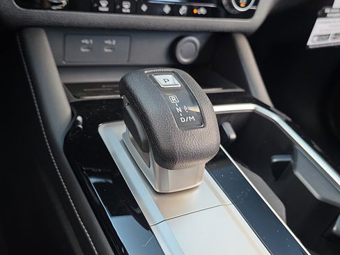 New 2026 Mitsubishi Outlander ES image 21