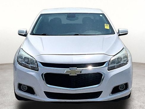 Used 2015 Chevrolet Malibu LT FWD image 4