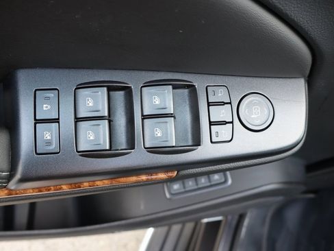 Used 2017 Chevrolet Tahoe Premier image 28