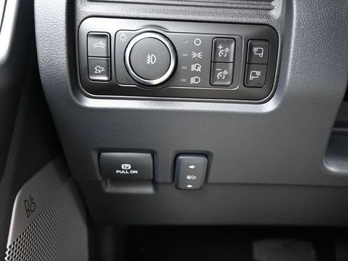 New 2026 Ford F350 Lariat w/ Black Appearance Package image 18