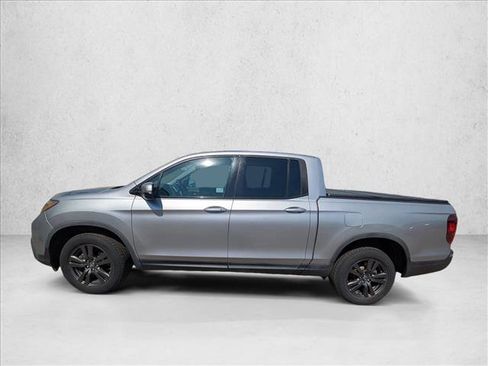 Used 2018 Honda Ridgeline Sport image 8