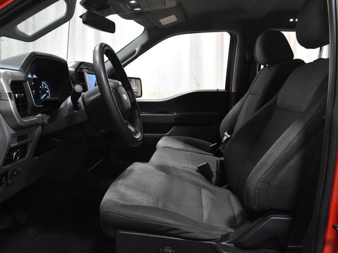 Used 2023 Ford F150 XLT AWD/4WD image 7