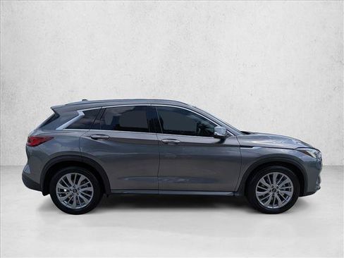 Used 2023 INFINITI QX50 Luxe FWD image 4