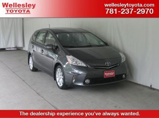 Used 2014 Toyota Prius V Five image 1