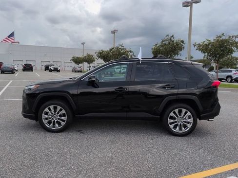 Certified 2024 Toyota RAV4 XLE Premium FWD image 7