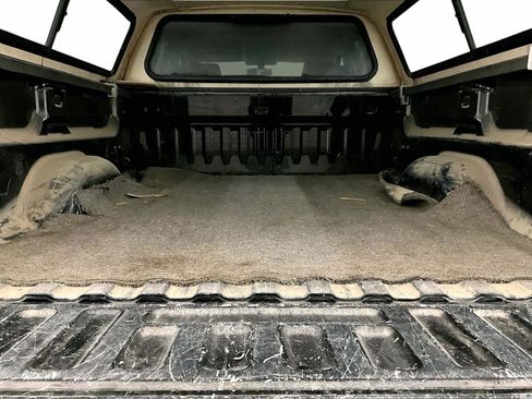 Used 2019 Chevrolet Silverado 1500 LT AWD/4WD image 33