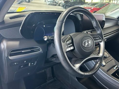 Used 2024 Hyundai Palisade Limited FWD image 20