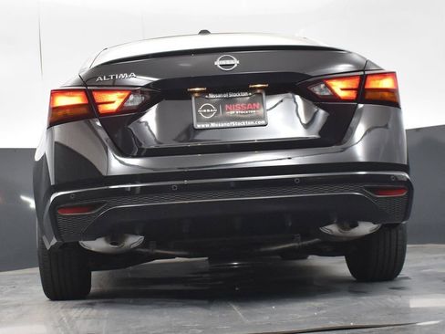 Used 2025 Nissan Altima 2.5 S image 40