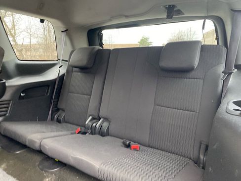 Used 2016 GMC Yukon SLE w/ Convenience Package image 19