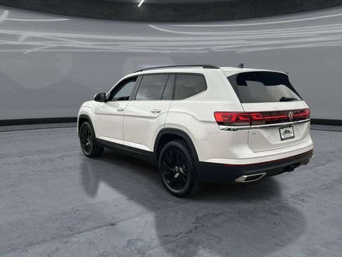 New 2026 Volkswagen Atlas SE FWD image 4