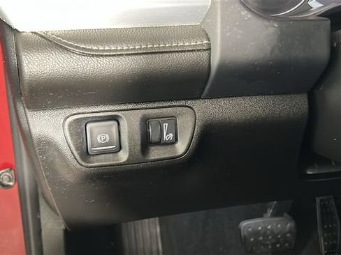 Used 2020 GMC Acadia SLE w/ Driver Convenience Package AWD/4WD image 19