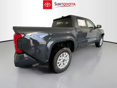 New 2025 Toyota Tacoma SR5