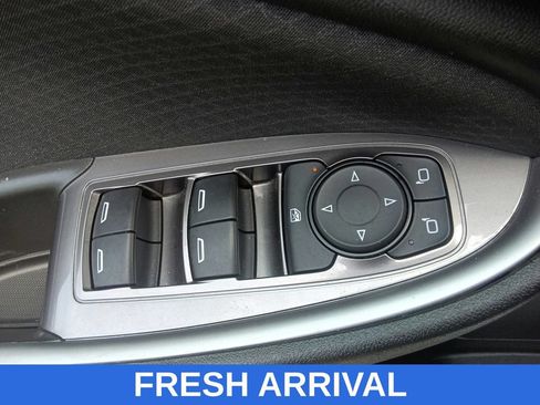 Used 2021 Chevrolet Malibu LS FWD image 18
