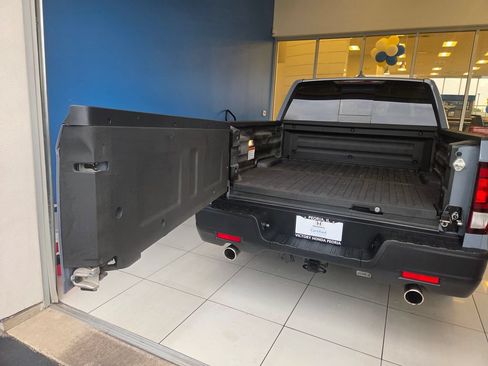 Certified 2024 Honda Ridgeline RTL image 13