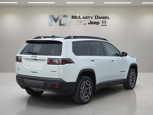 New 2026 Jeep Cherokee Laredo AWD/4WD image 5