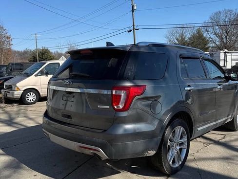 Used 2017 Ford Explorer Limited w/ Class II Trailer Tow Package image 4