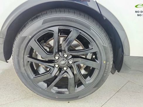 Used 2023 Land Rover Discovery HSE R-Dynamic AWD/4WD image 67