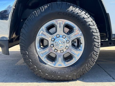 Used 2024 RAM 2500 Big Horn w/ Off Road Package AWD/4WD image 11