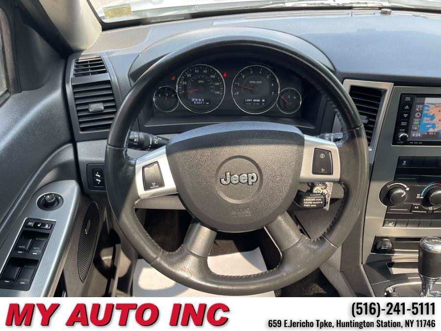 Used 2010 Jeep Grand Cherokee Laredo AWD/4WD image 13