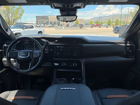 Used 2025 GMC Sierra 3500 AT4 w/ AT4 Premium Plus Package AWD/4WD image 25