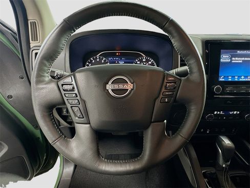 Used 2024 Nissan Frontier SV w/ SV Convenience Package image 12