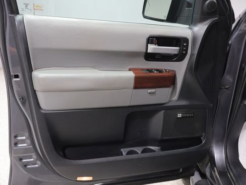Used 2013 Toyota Sequoia Platinum AWD/4WD image 13