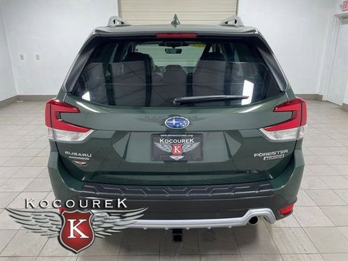 Used 2023 Subaru Forester Touring w/ Popular Package #3 AWD/4WD image 5