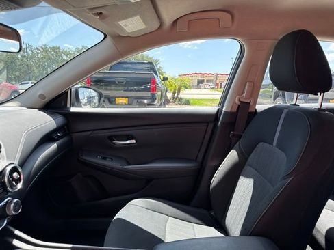 Used 2025 Nissan Sentra SV FWD image 23