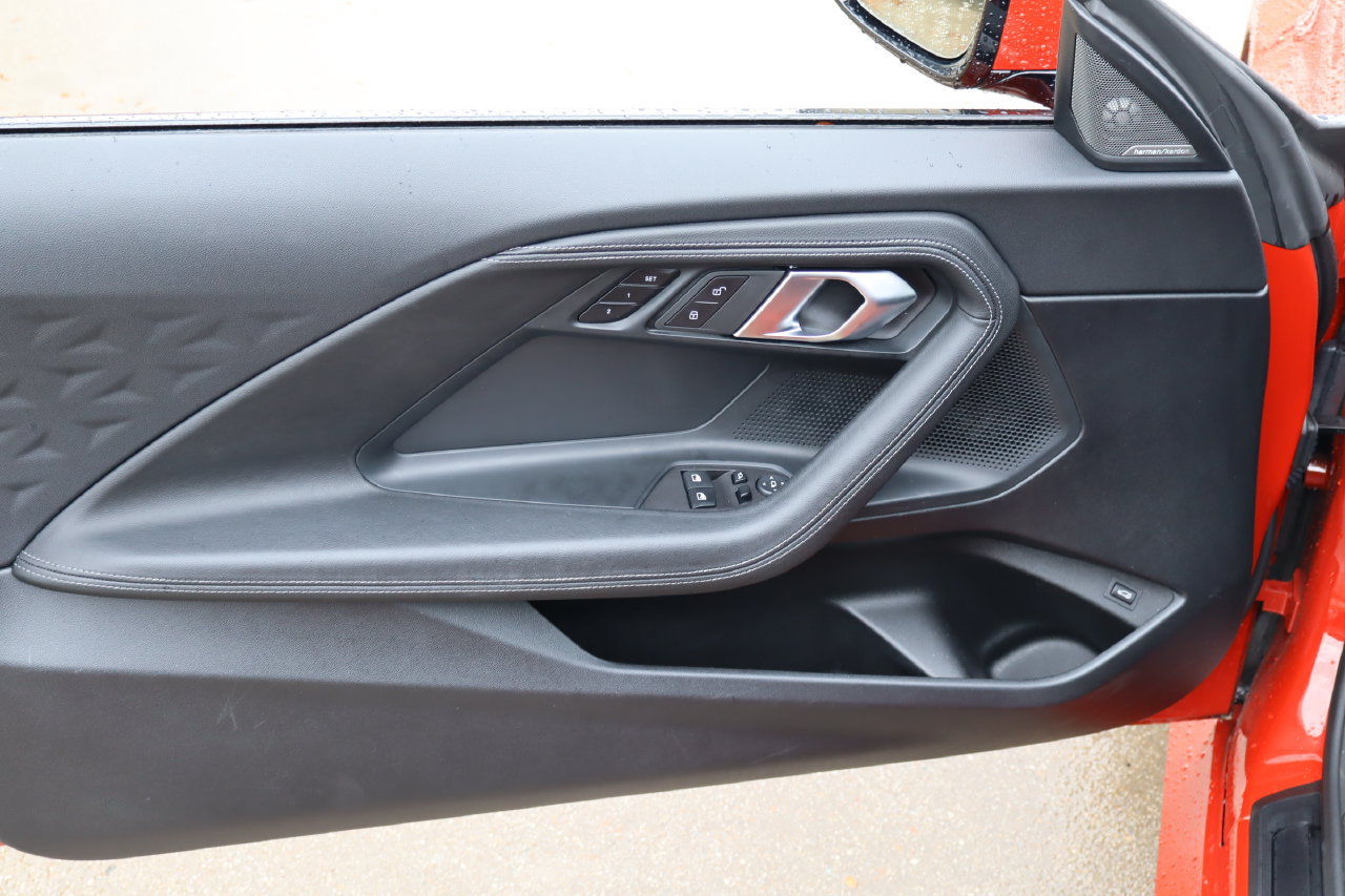 Used 2024 BMW 230i Coupe w/ Premium Package RWD image 19