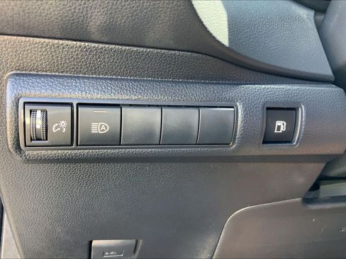 Used 2024 Toyota Corolla LE FWD image 33