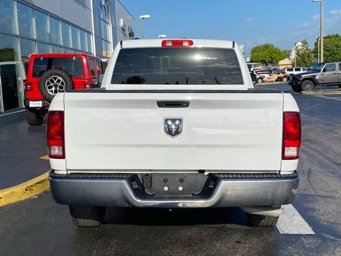 Used 2022 RAM 1500 Tradesman w/ Chrome Appearance Group RWD image 8