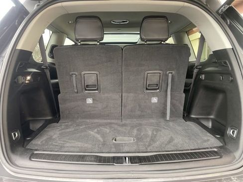 Used 2023 Jeep Grand Cherokee L Limited image 20