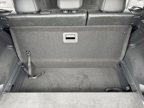 Used 2025 Nissan Ariya FWD image 43