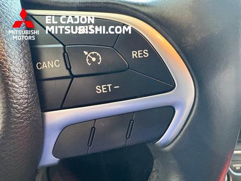 Used 2016 Chrysler 200 Limited w/ Convenience Group FWD image 21