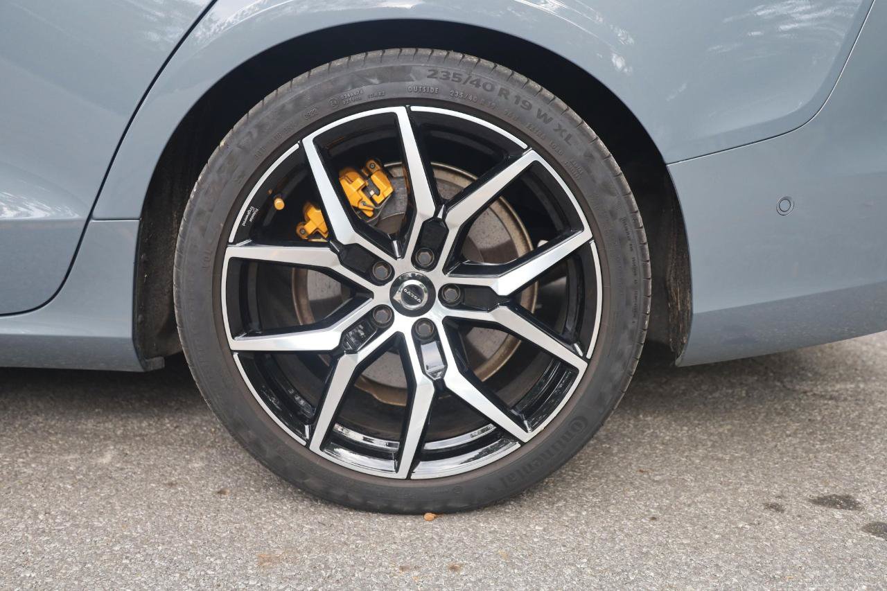 Used 2023 Volvo V60 T8 Polestar w/ Protection Package Premier AWD/4WD image 13