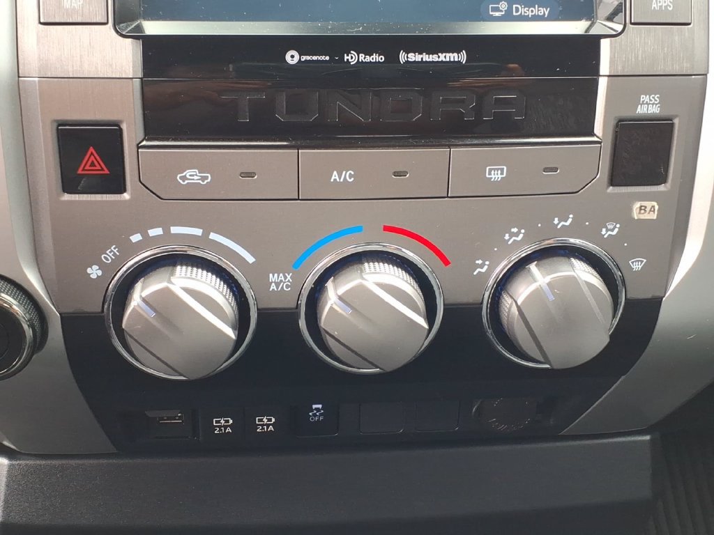 Used 2020 Toyota Tundra SR5 AWD/4WD image 8