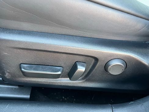 Used 2022 Lexus IS 350 F Sport image 12