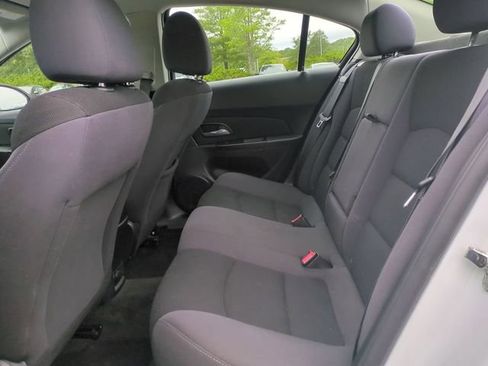 Used 2014 Chevrolet Cruze LT FWD image 12