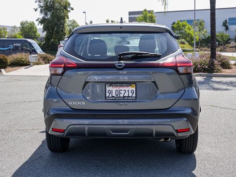Used 2024 Nissan Kicks S FWD image 5