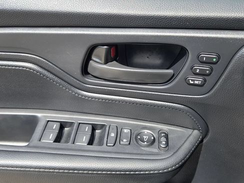 Used 2025 Honda Odyssey Sport-L image 14