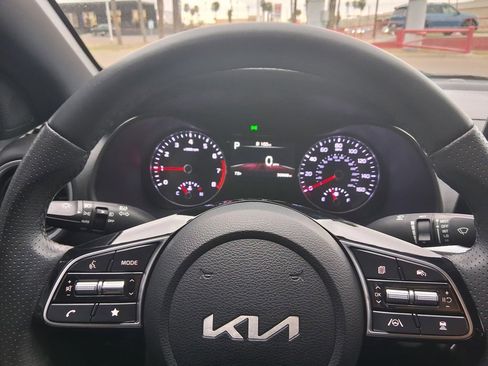 Used 2024 Kia Forte GT-Line image 11