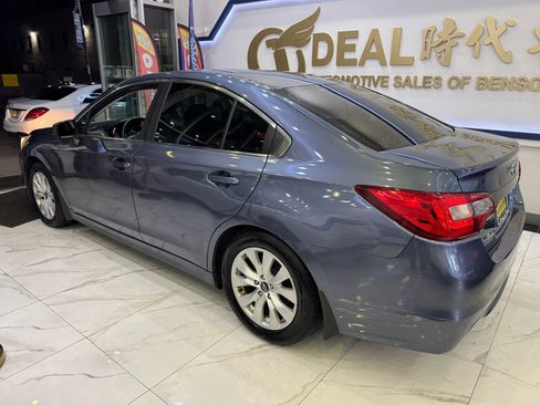 Used 2017 Subaru Legacy 2.5i w/ Alloy Wheel Package image 4