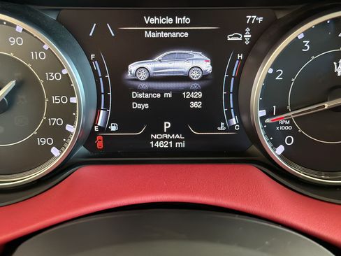 Used 2022 Maserati Levante Modena AWD/4WD image 22
