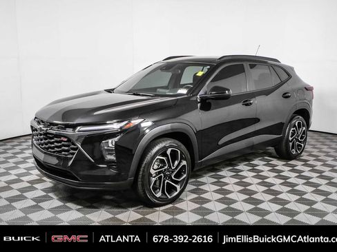 Used 2024 Chevrolet Trax RS w/ Driver Confidence Package FWD image 24