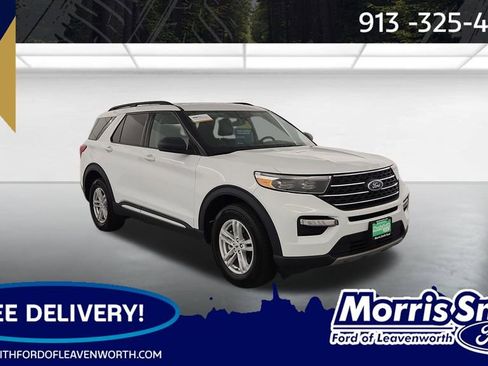 Certified 2024 Ford Explorer XLT w/ Equipment Group 202A AWD/4WD image 1